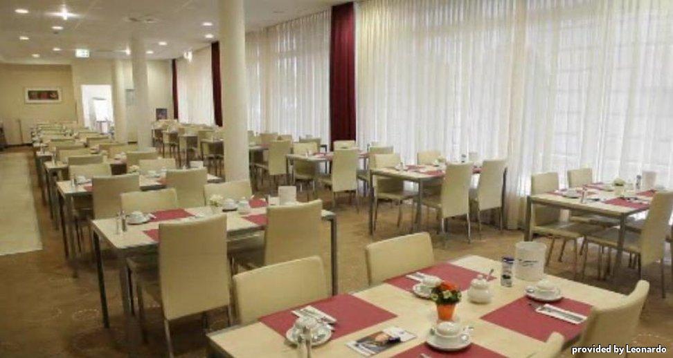 B&B Hotel Berlin-Mitte Bagian luar foto