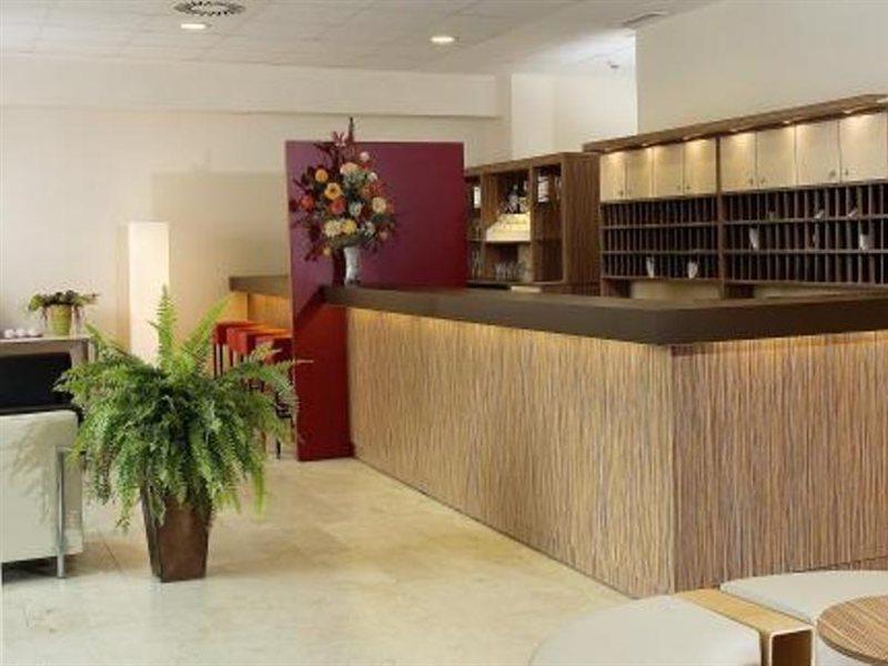 B&B Hotel Berlin-Mitte Bagian luar foto