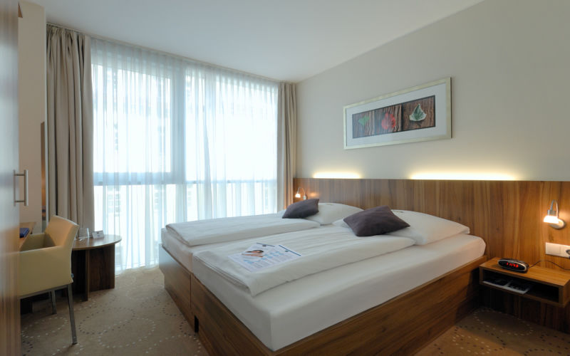 B&B Hotel Berlin-Mitte Bagian luar foto