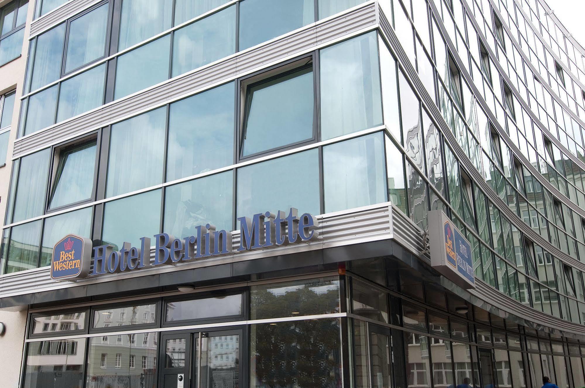 B&B Hotel Berlin-Mitte Bagian luar foto